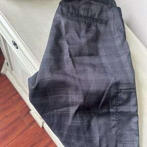 Greg Norman for Tasso Ella men’s golf shorts